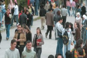 في جامعة دمشق...ضبط أكثر من 70 عملية تزوير لمصدقات تخرج 