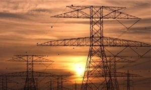 وزير الكهرباء يحذر: أشخاص ينتحلون صفة موظفين في الكهرباء ويقومون بعمليات نصب واحتيال