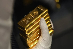 رسوم ترامب الجمركية تخفض أسعار الذهب خلال التعاملات العالمية