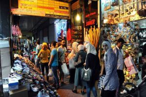 أسواق دمشق تسجل 654 مخالفة تموينية خلال شهر