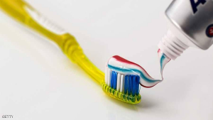  أخطاء شائعة يرتكبها كثيرون عند تنظيف الأسنان
