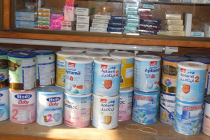 حليب الأطفال في سورية إلى الانقطاع مجدداً.. وسعر الدواء خارج متناول المواطنين فهل يبدأ زمن الشراء بالحبّة؟! 