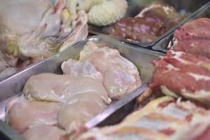 رغم انخفاض الأسعار بدمشق سندويشة الشاورما بسعر الفروج... كيلو الشيش يصل لـ 45 ألف ليرة 
