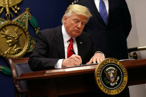 ترامب يهدد بفرض رسوم جمركية على 22 دولة بينها 4 دول عربية: ما حجم تجارتها مع الولايات المتحدة؟