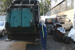 الحكومة تخصص 5 مليارات ليرة لاستيراد آليات إزالة القمامة