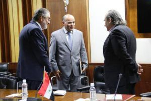 وزارة النفط الفنزويلية : مباحثات بين دمشق وكراكاس في مجال النفط