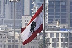 حاكم مصرف لبنان المركزي : سمحنا بشراء الدولار الاميركي دون سقف محدد