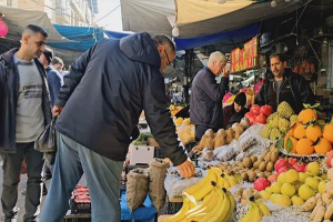 رغم رفع العقوبات.. الأسواق السورية تعاني ركوداً واضحاً وسط غياب المرجعية المالية