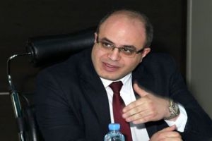 الوزير خليل يؤكد: الاقتصاد السوري بدأ يدخل مرحلة التعافي