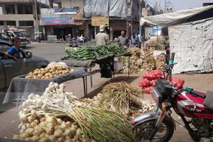 في درعا .. كل شيئ متوفر إلا النقود: التجارة الداخلية تتدخل لدى التجار