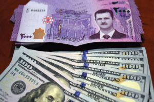مركز أبحاث سوري يوضح أسباب تراجع سعر صرف الليرة مقابل الدولار