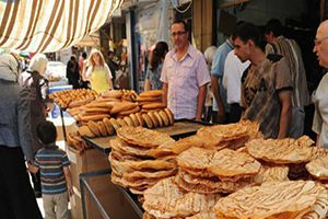 الشؤون الصحية تصادر (الناعم) في أسواق دمشق..وتغلق مقصف كلية الاقتصاد!