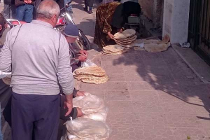 توطين الخبز في دمشق : المعتمدين خارج التطبيق و الوزارة توضح؟!