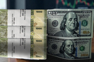 إلى أين تتجه الليرة السورية؟ تحليل اقتصادي يكشف مستويات الدعم والمقاومة وتوقعات سعر صرف الدولار؟