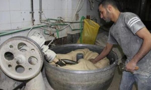 بعد توقف معامل حلب ودمشق.. مؤسسة السكر تشتري ألف طن من الخميرة و1500 طناً قريباً