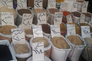 ​كيلو الرز بـ 24 ألف والبيضة 2500 ليرة.. من هم السماسرة الذين يتحكمون بالأسعار في السوق السورية؟