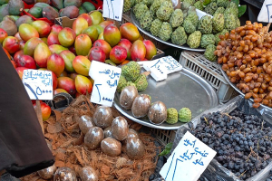 مع وفرة المعروض.. أسعار الخضار والفواكه في اللاذقية تهبط حتى 40%!