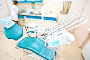 نقابة أطباء الأسنان في سوريا تطالب برفع تسعيرة العلاج في المستوصفات الصحية 300 ضعفاً