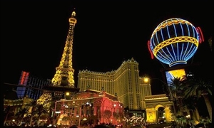 باريس ستسجل نسبة قياسية بنسبة السياح في العام 2012