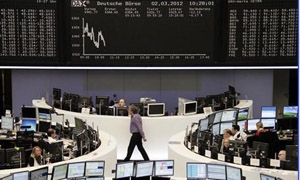 الأسهم الاوربية تتراجع بفعل أزمة اليونان