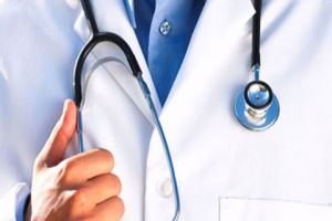 نقيب اطباء سورية يطالب الصحة برفع أجور المعاينات الطبية 