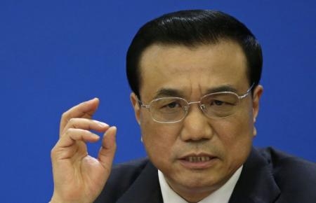 رئيس وزراء الصين:تحقيق نمو الاقتصاد 7% في 2015 لن يكون سهلا