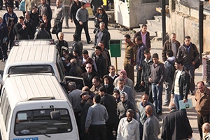 فوضى بالأسعار في أسواق ريف دمشق.. ومشاجرات بين المواطن و وسائل النقل حول التعرفة