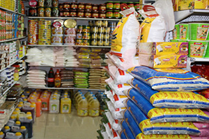 أسعار المواد التموينية تًسجل ارتفاعاً بنحو 15% في أسواق العاصمة دمشق.. السكر إلى 325 ليرة