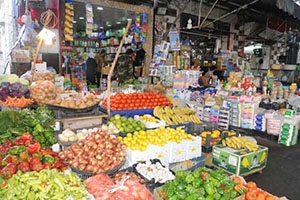 نشرة جديدة لأسعار الخضار والفواكه في دمشق .. البطاطا عند 300 ليرة