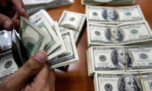 النائب الاقتصادي: الدولار سيهبط إلى 100 ليرة بشكل تدريجي