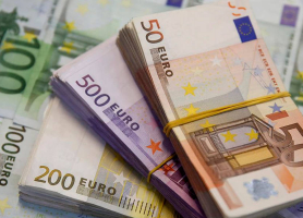 اليورو يرتفع بفضل التفاؤل بشأن محادثات التجارة   