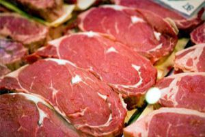 هل ستنخفض أسعار اللحوم بعد تخفيض أسعار الأعلاف؟