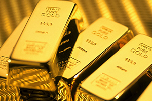 الذهب يتراجع مع ارتفاع الدولار لأعلى مستوى في شهرين