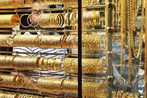 أسعار الذهب في سورية ترتفع بنحو 40% خلال 10 أشهر.. و الليرة الذهبية السورية تقفز 63 ألفاً