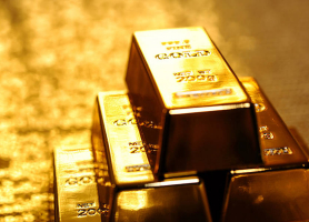 الذهب عند أعلى مستوى في أسبوعين بفعل آمال التجارة   