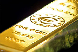 الذهب يهبط ويسجل أكبر خسارة أسبوعية في شهر