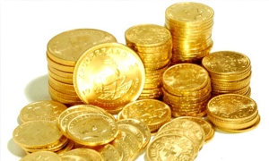 الذهب يتجاوز 1600 دولار للمرة الأولى منذ أسبوعين واليورو يرتفع مقابل الدولار 