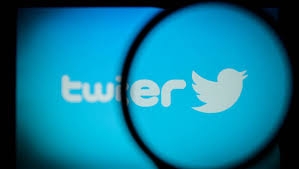 سهم شركة تويتر يتراجع بنسبة 3.3% بعد هجوم تاريخي للهكرز عليه