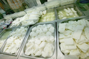 النشرة الأسبوعية لأسعار «الألبان والأجبان» في سوريا..صحن البيض ينخفض إلى 36 ألف 