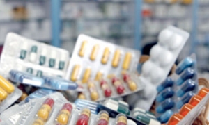 الطاقة الإنتاجية لمعامل الأدوية بسورية تنخفض بنسبة 36%..وأكثر من 100 نوع من الدواء مفقود