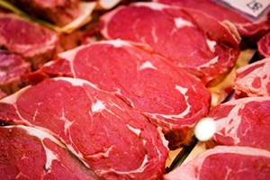 أسعار لحم الغنم في سورية تنخفض لأدنى مستوى لها منذ أكثر من عام ..والهبرة عند 5000 ليرة