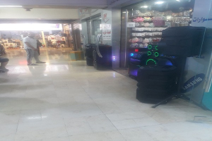 برج دمشق يعود للحياة التجارية : أسعار الموبايلات تتراجع بشكل غير مسبوق.. تقنيات وبضائع تدخل السوق لأول مرة