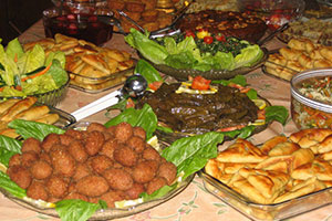 خبراء: إرتفاع إستهلاك السوريون من الغذاء و الطعام 50% في شهر رمضان