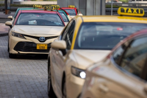 تاكسي دبي.. أول شركة من نوعها على مستوى الإمارات توفر ميزة الدفع اللاحق لخدمات النقل