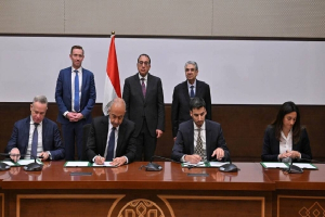 مصر والسعودية تعلنان عن توقيع اتفاقية لأكبر مشروع لإنتاج الطاقة في منطقة الشرق الأوسط