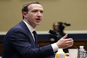 هل سيزاح مارك زوكربيرغ عن رئاسة فيسبوك ؟