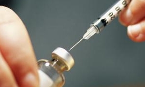 وزير الصحة: توفير 11 نوعا من اللقاحات ضد مختلف أمراض الطفولة الخطرة مجاناً