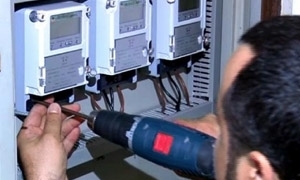 تركيب أكثر من 54 ألف عداد كهربائي في سورية خلال 2015..وتحصيلات القطاع الخاص تتجاوز الـ65%