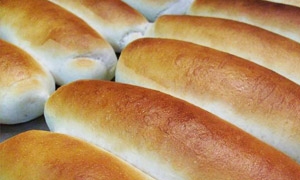 تقرير: أسعار الخبز السياحي في سورية ترتفع بشكل غير مسبوق وكيلو السمون 75 ليرة
