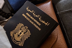 مقترح لرفع رسم منح أو تجديد جواز السفر السوري  إلى 800 دولار!!